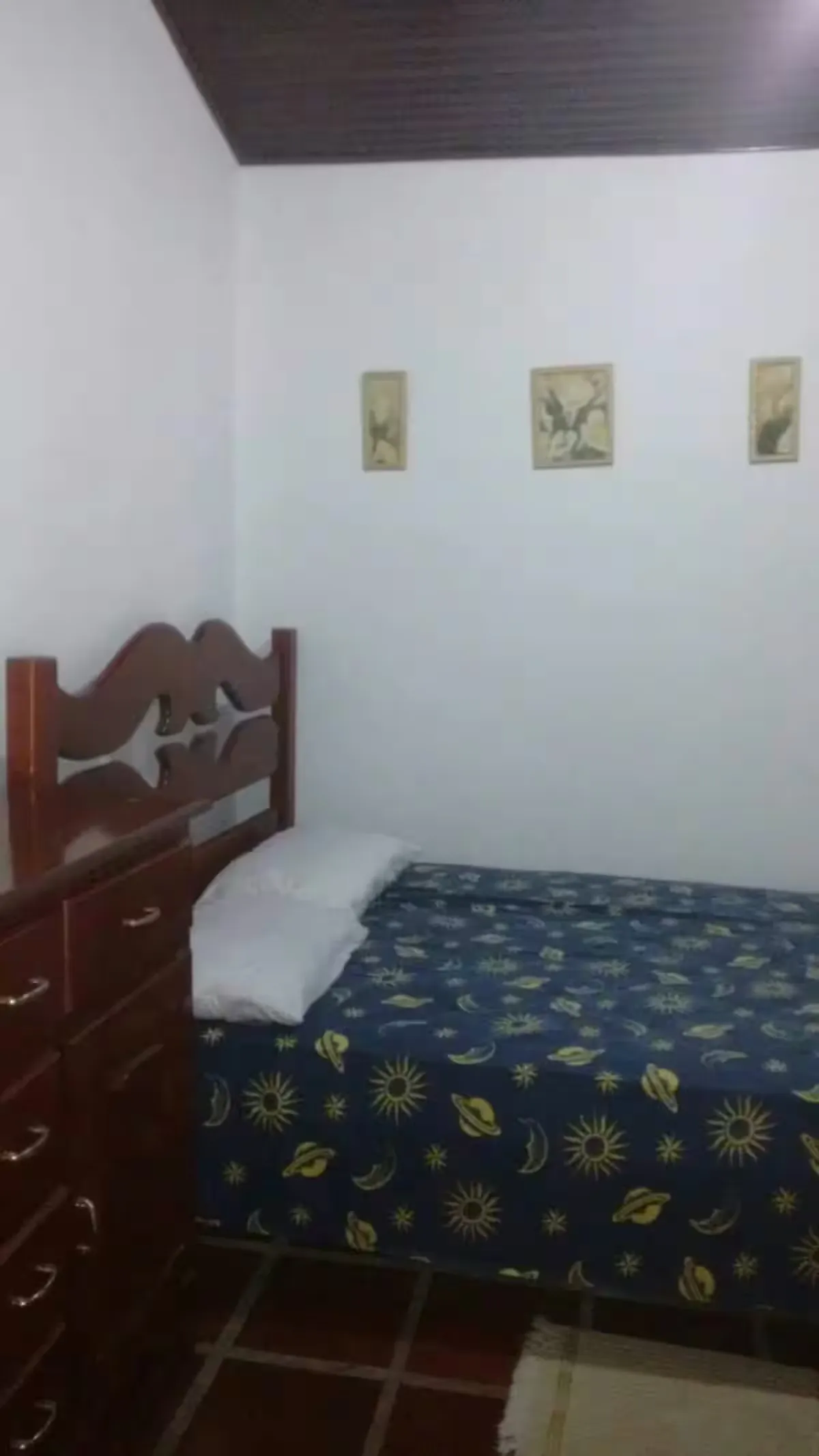 Quarto próximo à entrada